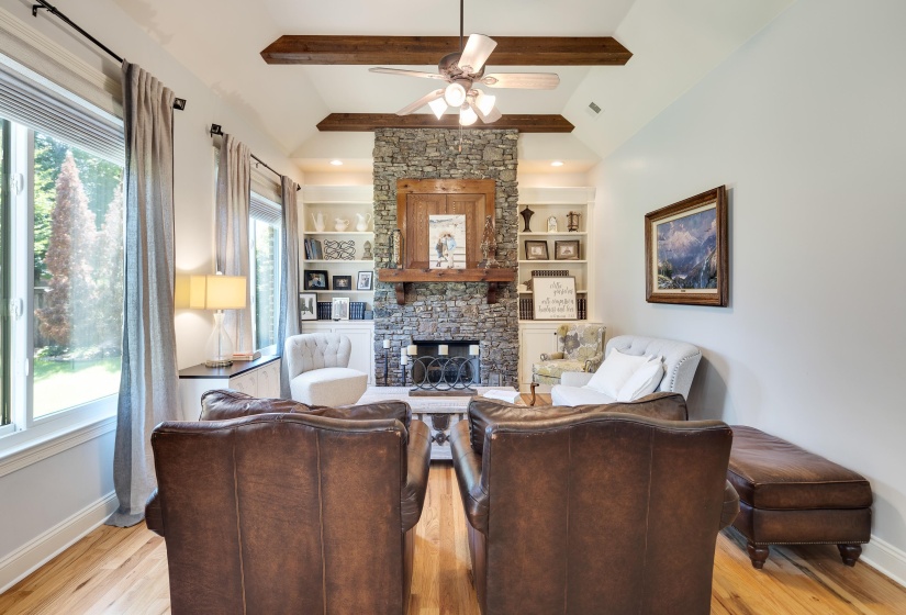 1178 IRWINS GATE DR, Collierville, Tennessee 38017, 4 Bedroom Bedrooms, 10 Room Rooms,3.1 BathroomBathrooms,Residential,For Sale,IRWINS GATE,0,10221420