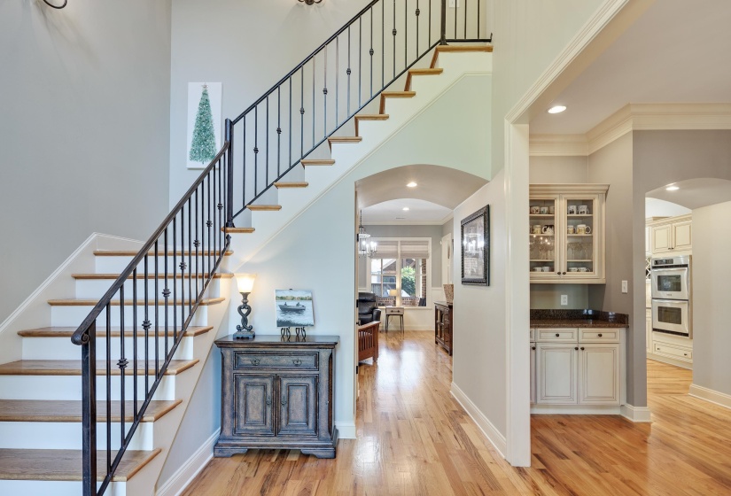 1178 IRWINS GATE DR, Collierville, Tennessee 38017, 4 Bedroom Bedrooms, 10 Room Rooms,3.1 BathroomBathrooms,Residential,For Sale,IRWINS GATE,0,10221420