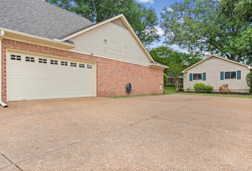 365 SCARLETTS WAY, Collierville, Tennessee 38017, 4 Bedroom Bedrooms, 7 Room Rooms,2 BathroomBathrooms,Residential,For Sale,SCARLETTS,0,10221903