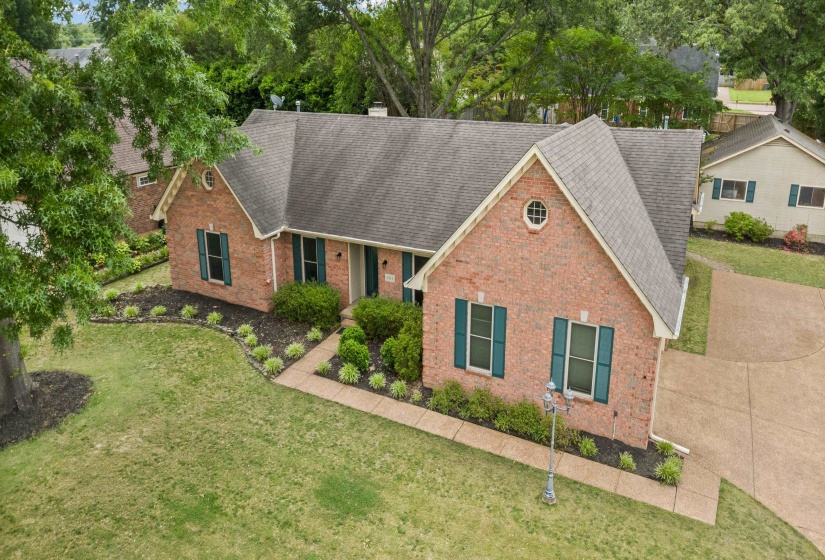 365 SCARLETTS WAY, Collierville, Tennessee 38017, 4 Bedroom Bedrooms, 7 Room Rooms,2 BathroomBathrooms,Residential,For Sale,SCARLETTS,0,10221903