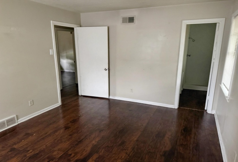 4178 CRAIN RD, Memphis, Tennessee 38128, 4 Bedroom Bedrooms, 7 Room Rooms,2 BathroomBathrooms,Residential,For Sale,CRAIN,0,10221905