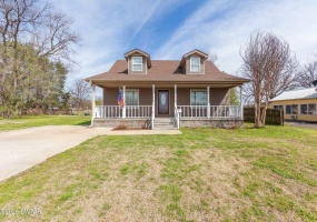 524 MAIN ST, Ridgely, Tennessee 38080-1515, 4 Bedrooms Bedrooms, 9 Rooms Rooms,2 BathroomsBathrooms,Residential,For Sale,MAIN,10218860 524 MAIN ST, Ridgely, Tennessee 38080-1515, 4 Bedrooms Bedrooms, 9 Rooms Rooms,2 BathroomsBathrooms,Residential,For Sale,MAIN,10218860