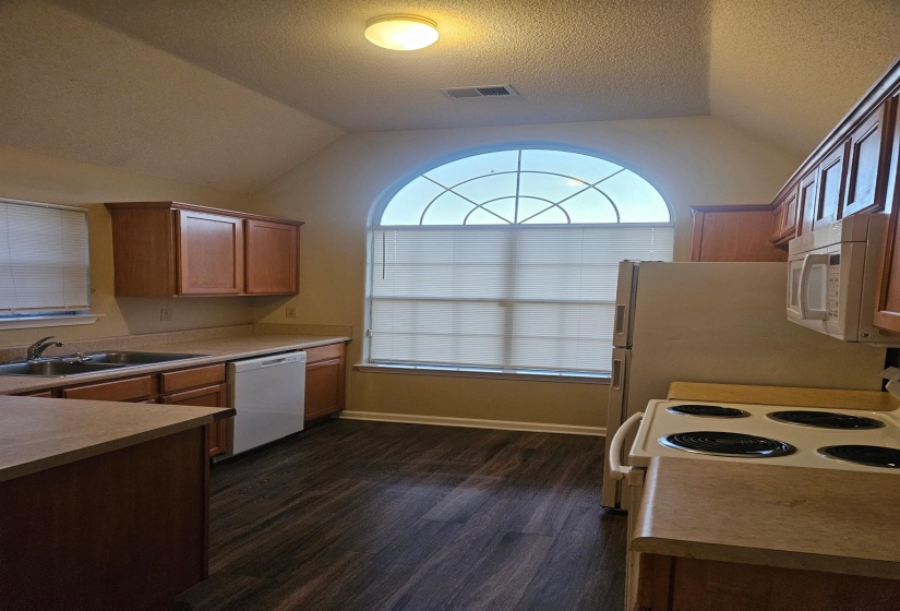 4647 BLUE RIVER CV, Memphis, Tennessee 38128, 3 Bedrooms Bedrooms, 6 Rooms Rooms,2 BathroomsBathrooms,Residential,For Sale,BLUE RIVER,10221917