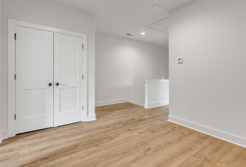 5478 END VILLAGE DR, Memphis, Tennessee 38119, 2 Bedroom Bedrooms, 4 Room Rooms,2.1 BathroomBathrooms,Residential,For Sale,END VILLAGE,0,10221927