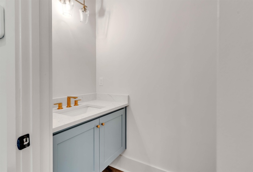 5478 END VILLAGE DR, Memphis, Tennessee 38119, 2 Bedroom Bedrooms, 4 Room Rooms,2.1 BathroomBathrooms,Residential,For Sale,END VILLAGE,0,10221927