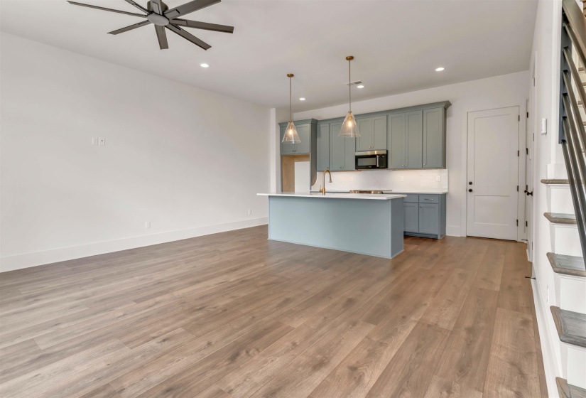 5478 END VILLAGE DR, Memphis, Tennessee 38119, 2 Bedroom Bedrooms, 4 Room Rooms,2.1 BathroomBathrooms,Residential,For Sale,END VILLAGE,0,10221927