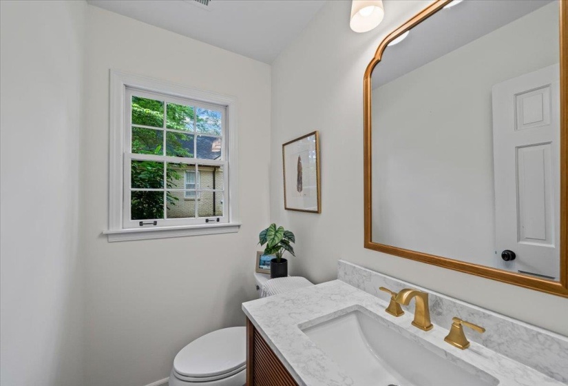 2162 KIMBROUGH WOODS PL, Germantown, Tennessee 38139, 4 Bedrooms Bedrooms, 10 Rooms Rooms,3.1 BathroomsBathrooms,Residential,For Sale,KIMBROUGH WOODS,10221930