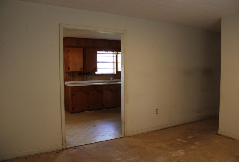 101 FINCHER RD, Halls, Tennessee 38040, 3 Bedrooms Bedrooms, 6 Rooms Rooms,1 BathroomBathrooms,Residential,For Sale,FINCHER,10221934