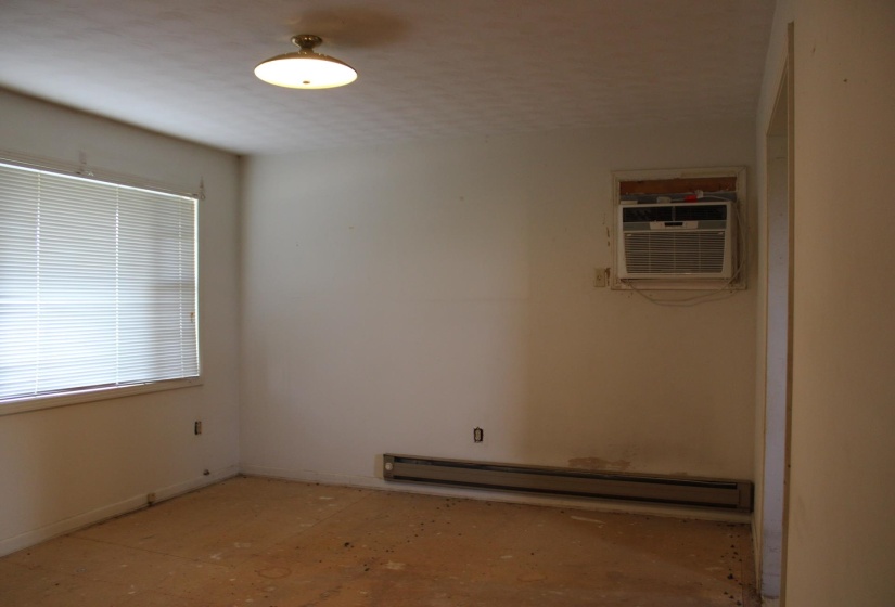 101 FINCHER RD, Halls, Tennessee 38040, 3 Bedrooms Bedrooms, 6 Rooms Rooms,1 BathroomBathrooms,Residential,For Sale,FINCHER,10221934