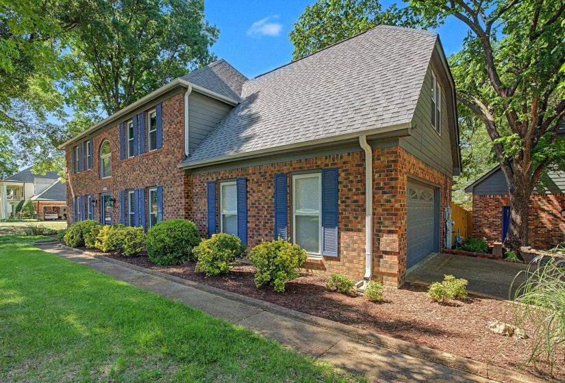 8882 HILLMAN WAY DR, Bartlett, Tennessee 38133, 4 Bedrooms Bedrooms, 8 Rooms Rooms,2.1 BathroomsBathrooms,Residential,For Sale,HILLMAN WAY,10221940