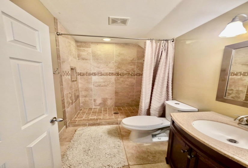 3015 BRAMBLEBUSH LN, Lakeland, Tennessee 38002, 5 Bedroom Bedrooms, 11 Room Rooms,3.1 BathroomBathrooms,Residential,For Sale,BRAMBLEBUSH,0,10221942