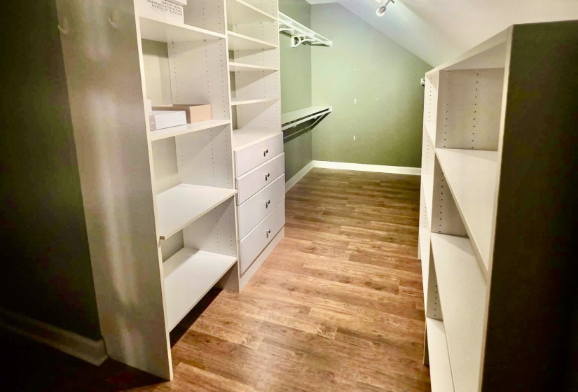 3015 BRAMBLEBUSH LN, Lakeland, Tennessee 38002, 5 Bedroom Bedrooms, 11 Room Rooms,3.1 BathroomBathrooms,Residential,For Sale,BRAMBLEBUSH,0,10221942