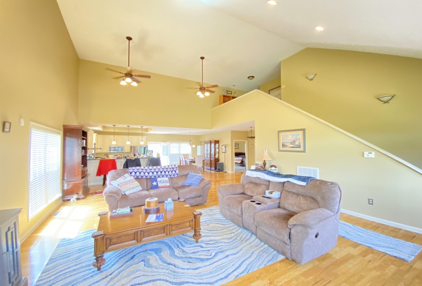 745 GREENBRIAR LN, Adamsville, Tennessee 38310, 4 Bedrooms Bedrooms, 6 Rooms Rooms,3.1 BathroomsBathrooms,Residential,For Sale,GREENBRIAR,10221945