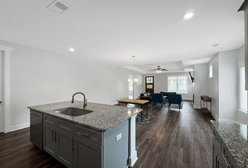 1805 GLENVIEW AVE, Memphis, Tennessee 38114, 3 Bedrooms Bedrooms, 6 Rooms Rooms,2.1 BathroomsBathrooms,Residential,For Sale,GLENVIEW,10221956