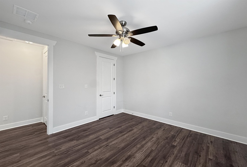 1805 GLENVIEW AVE, Memphis, Tennessee 38114, 3 Bedrooms Bedrooms, 6 Rooms Rooms,2.1 BathroomsBathrooms,Residential,For Sale,GLENVIEW,10221956