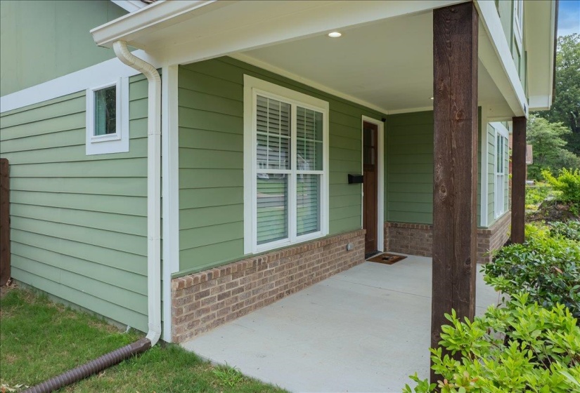 1805 GLENVIEW AVE, Memphis, Tennessee 38114, 3 Bedrooms Bedrooms, 6 Rooms Rooms,2.1 BathroomsBathrooms,Residential,For Sale,GLENVIEW,10221956