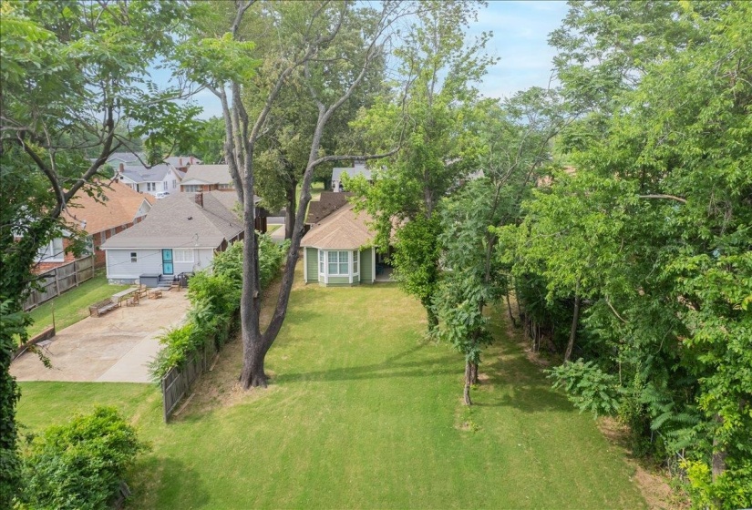 1805 GLENVIEW AVE, Memphis, Tennessee 38114, 3 Bedrooms Bedrooms, 6 Rooms Rooms,2.1 BathroomsBathrooms,Residential,For Sale,GLENVIEW,10221956