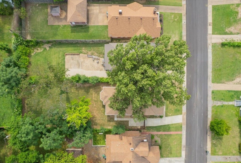 1805 GLENVIEW AVE, Memphis, Tennessee 38114, 3 Bedrooms Bedrooms, 6 Rooms Rooms,2.1 BathroomsBathrooms,Residential,For Sale,GLENVIEW,10221956