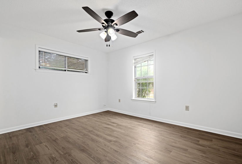 7015 CANEHILL LN, Bartlett, Tennessee 38135, 3 Bedrooms Bedrooms, 8 Rooms Rooms,2 BathroomsBathrooms,Residential,For Sale,CANEHILL,10221959