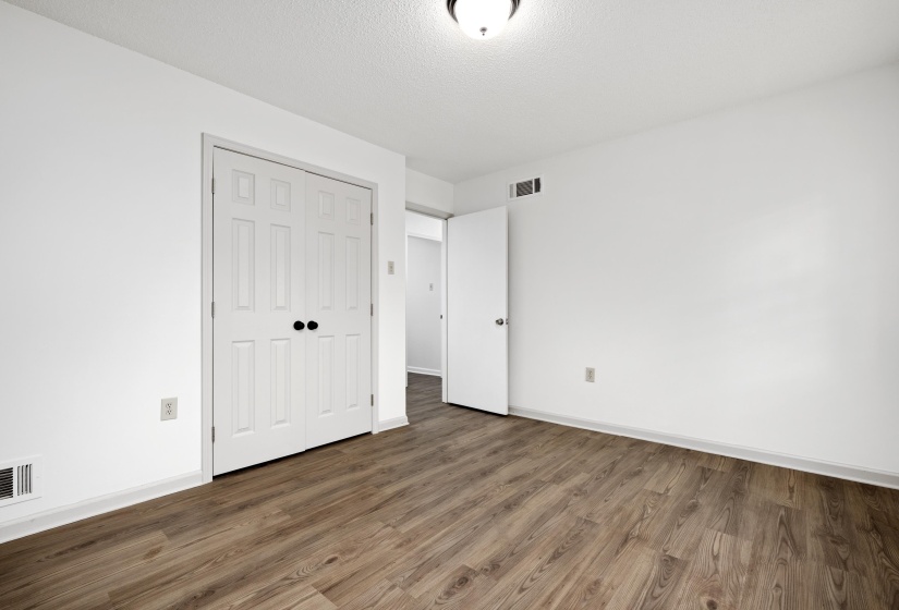 7015 CANEHILL LN, Bartlett, Tennessee 38135, 3 Bedrooms Bedrooms, 8 Rooms Rooms,2 BathroomsBathrooms,Residential,For Sale,CANEHILL,10221959