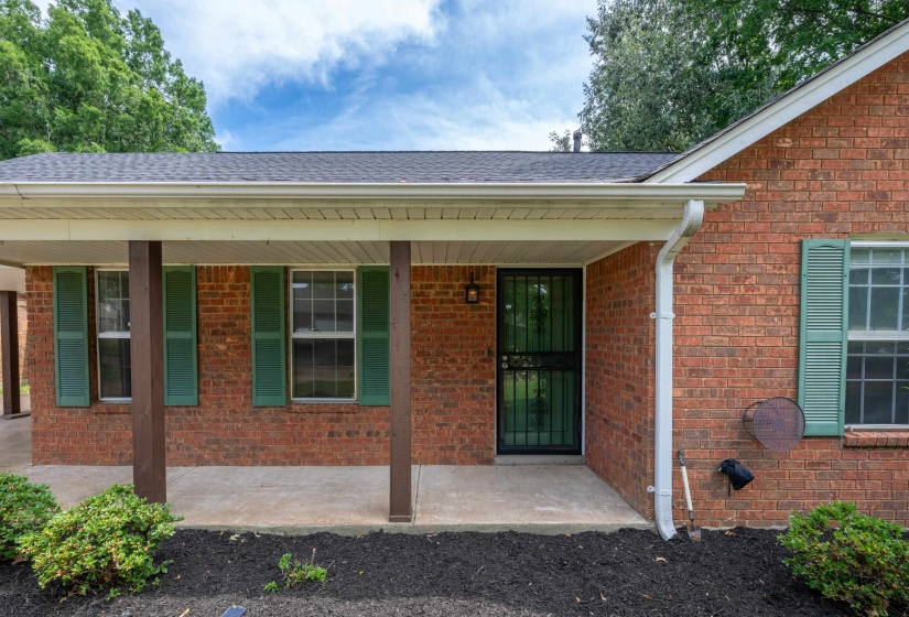 7015 CANEHILL LN, Bartlett, Tennessee 38135, 3 Bedrooms Bedrooms, 8 Rooms Rooms,2 BathroomsBathrooms,Residential,For Sale,CANEHILL,10221959