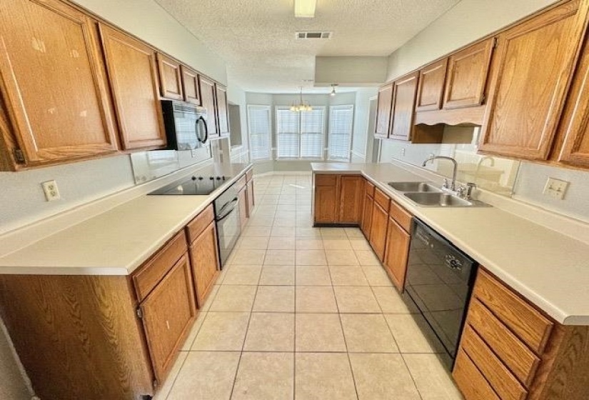 8289 TIMBER CREEK DR, Memphis, Tennessee 38018, 4 Bedroom Bedrooms, 7 Room Rooms,2.1 BathroomBathrooms,Residential,For Sale,TIMBER CREEK,0,10221962