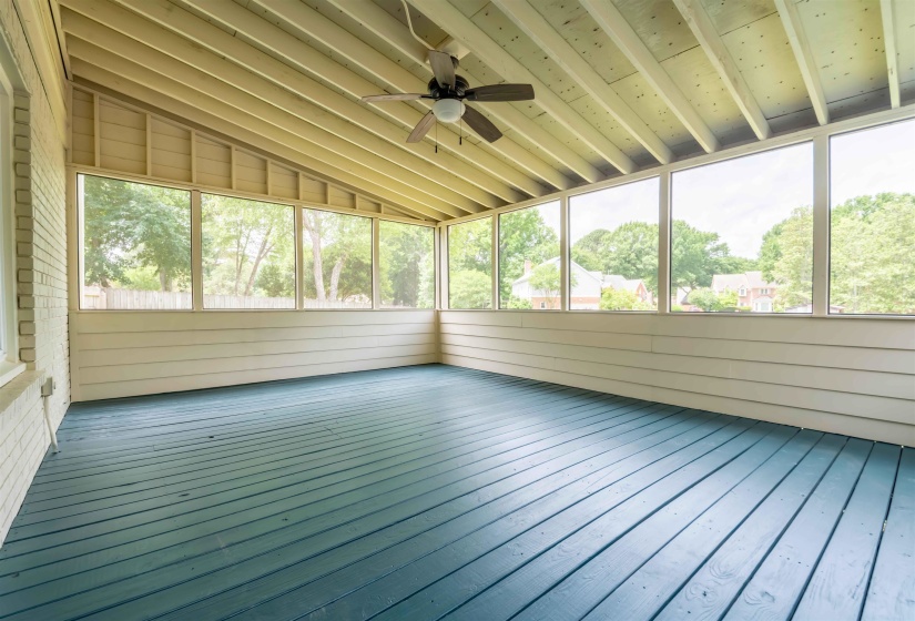 2063 DALKEITH DR, Germantown, Tennessee 38139, 4 Bedroom Bedrooms, 8 Room Rooms,2.1 BathroomBathrooms,Residential,For Sale,DALKEITH,0,10221974