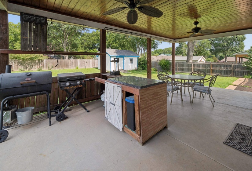 757 JOE DR, Collierville, Tennessee 38017, 4 Bedroom Bedrooms, 6 Room Rooms,2 BathroomBathrooms,Residential,For Sale,JOE,0,10221976