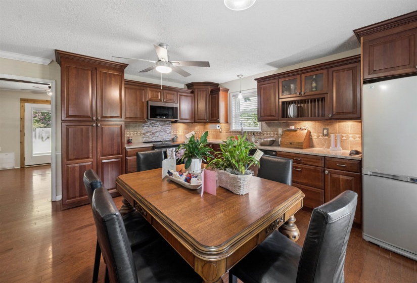 757 JOE DR, Collierville, Tennessee 38017, 4 Bedroom Bedrooms, 6 Room Rooms,2 BathroomBathrooms,Residential,For Sale,JOE,0,10221976