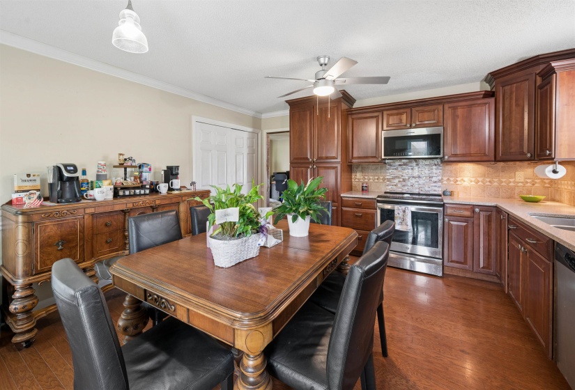 757 JOE DR, Collierville, Tennessee 38017, 4 Bedroom Bedrooms, 6 Room Rooms,2 BathroomBathrooms,Residential,For Sale,JOE,0,10221976
