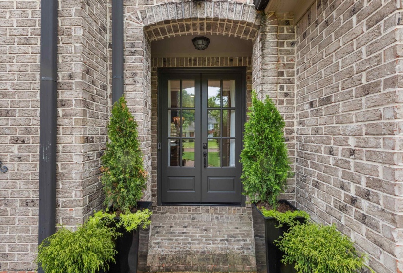 1644 BRACKENSHIRE LN, Collierville, Tennessee 38017, 5 Bedroom Bedrooms, 10 Room Rooms,4.1 BathroomBathrooms,Residential,For Sale,BRACKENSHIRE,0,10221978