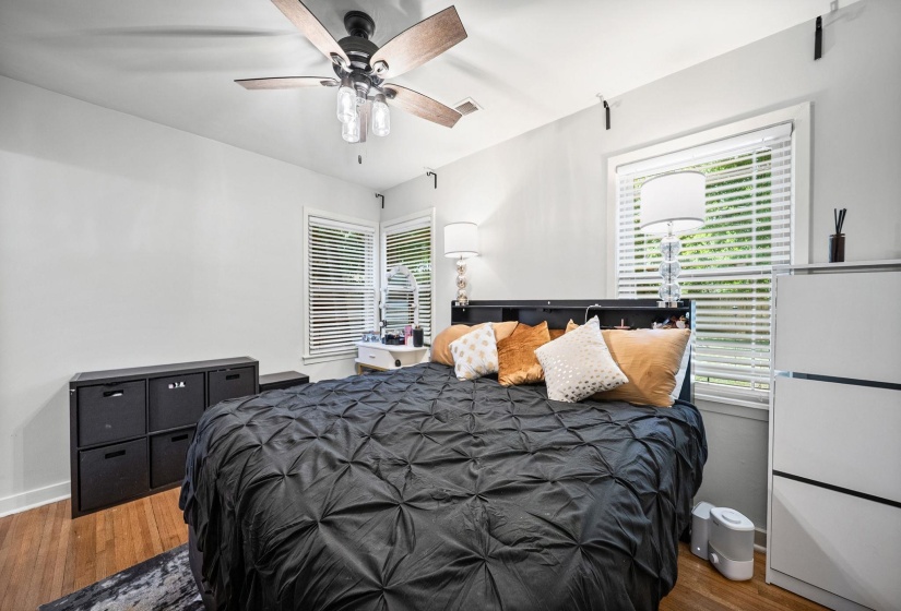 1123 PERKINS RD, Memphis, Tennessee 38117, 3 Bedroom Bedrooms, 3 Room Rooms,2 BathroomBathrooms,Residential,For Sale,PERKINS,0,10221980