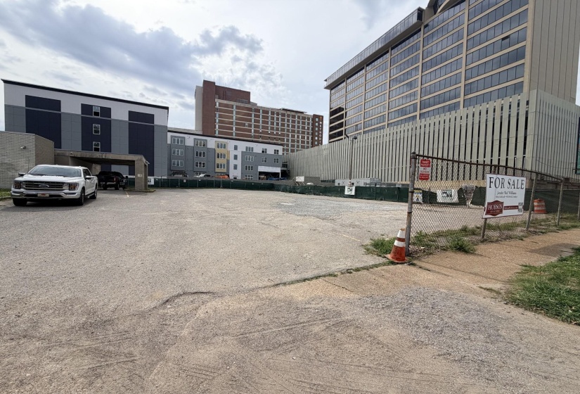 225 CLEVELAND ST, Memphis, Tennessee 38104, ,Commercial/industrial,For Sale,CLEVELAND,10222006