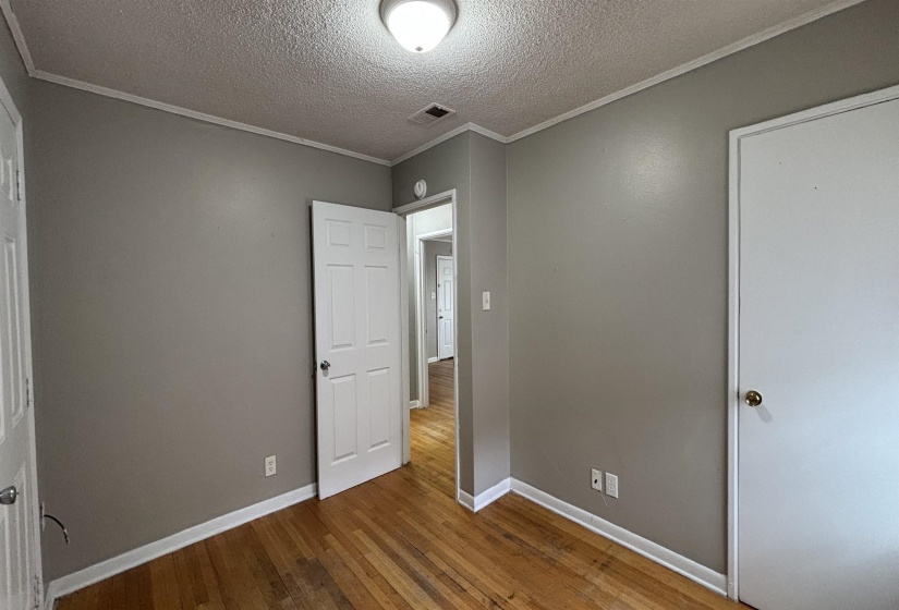 5022 BYRON RD, Memphis, Tennessee 38122, 2 Bedrooms Bedrooms, 6 Rooms Rooms,2 BathroomsBathrooms,Rental Properties,For Sale,BYRON,10221992
