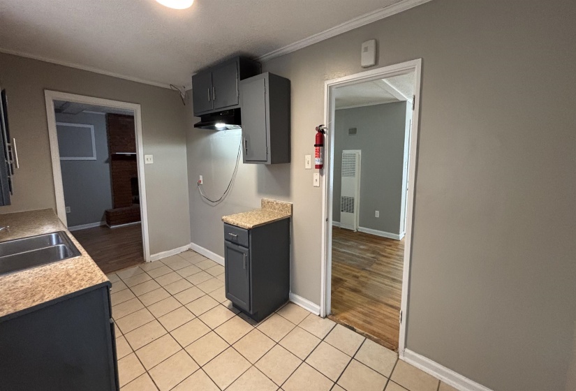 5022 BYRON RD, Memphis, Tennessee 38122, 2 Bedrooms Bedrooms, 6 Rooms Rooms,2 BathroomsBathrooms,Rental Properties,For Sale,BYRON,10221992