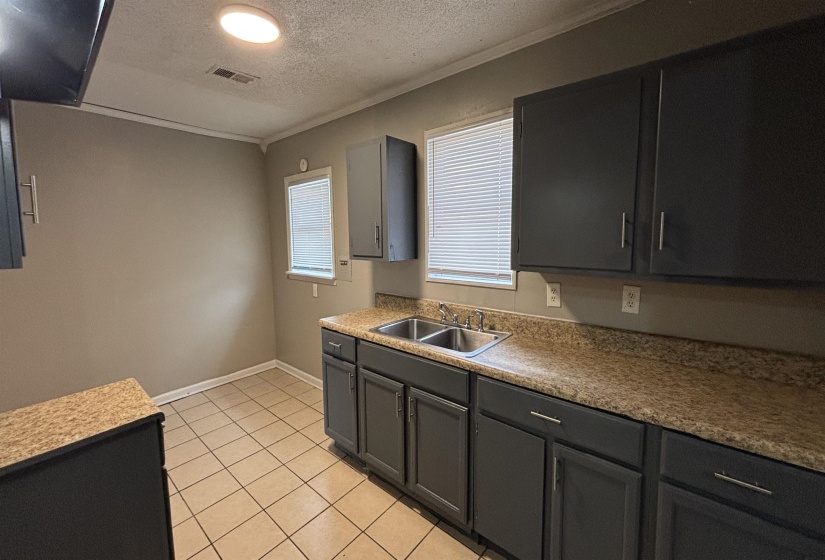 5022 BYRON RD, Memphis, Tennessee 38122, 2 Bedrooms Bedrooms, 6 Rooms Rooms,2 BathroomsBathrooms,Rental Properties,For Sale,BYRON,10221992