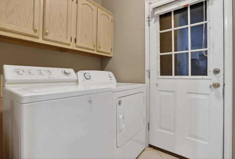 6220 DAYBREAK DR, Bartlett, Tennessee 38135, 3 Bedroom Bedrooms, 9 Room Rooms,2.1 BathroomBathrooms,Residential,For Sale,DAYBREAK,0,10219407