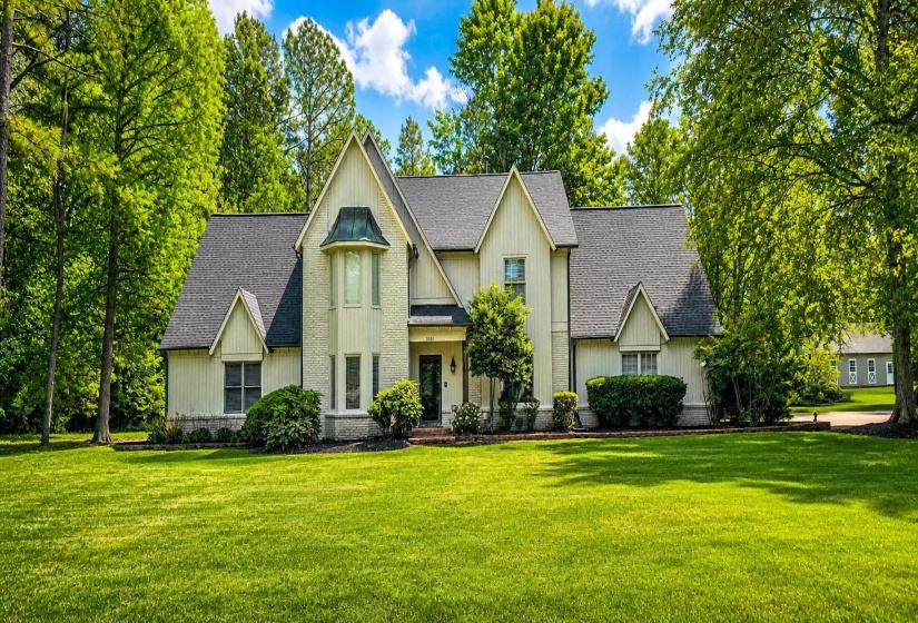 9951 HOUSTON LEVEE CV, Collierville, Tennessee 38139, 5 Bedroom Bedrooms, 13 Room Rooms,4 BathroomBathrooms,Residential,For Sale,HOUSTON LEVEE,0,10221986