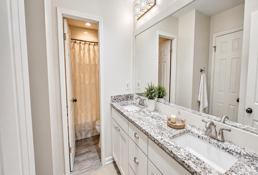 9951 HOUSTON LEVEE CV, Collierville, Tennessee 38139, 5 Bedroom Bedrooms, 13 Room Rooms,4 BathroomBathrooms,Residential,For Sale,HOUSTON LEVEE,0,10221986