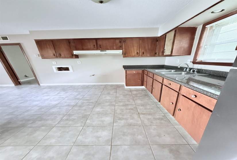 2077 WILLOW WOOD AVE, Memphis, Tennessee 38127, 3 Bedroom Bedrooms, 5 Room Rooms,1.1 BathroomBathrooms,Residential,For Sale,WILLOW WOOD,0,10221995