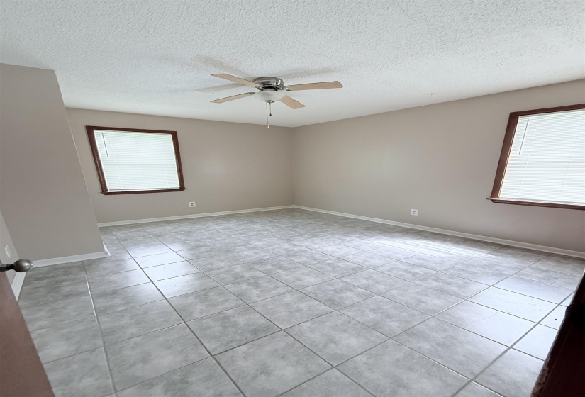 2077 WILLOW WOOD AVE, Memphis, Tennessee 38127, 3 Bedroom Bedrooms, 5 Room Rooms,1.1 BathroomBathrooms,Residential,For Sale,WILLOW WOOD,0,10221995
