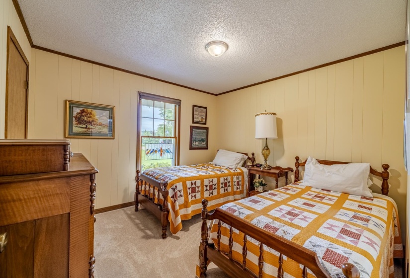 13410 64 HWY, Savannah, Tennessee 38372, 4 Bedrooms Bedrooms, 11 Rooms Rooms,3 BathroomsBathrooms,Residential,For Sale,64,10222001