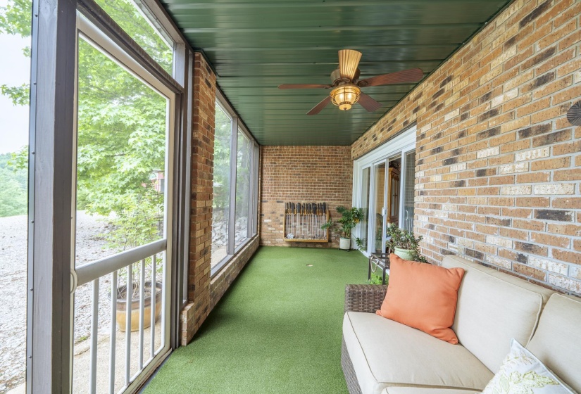 13410 64 HWY, Savannah, Tennessee 38372, 4 Bedrooms Bedrooms, 11 Rooms Rooms,3 BathroomsBathrooms,Residential,For Sale,64,10222001