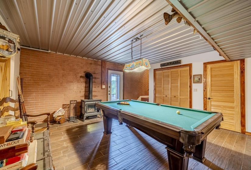 13410 64 HWY, Savannah, Tennessee 38372, 4 Bedrooms Bedrooms, 11 Rooms Rooms,3 BathroomsBathrooms,Residential,For Sale,64,10222001