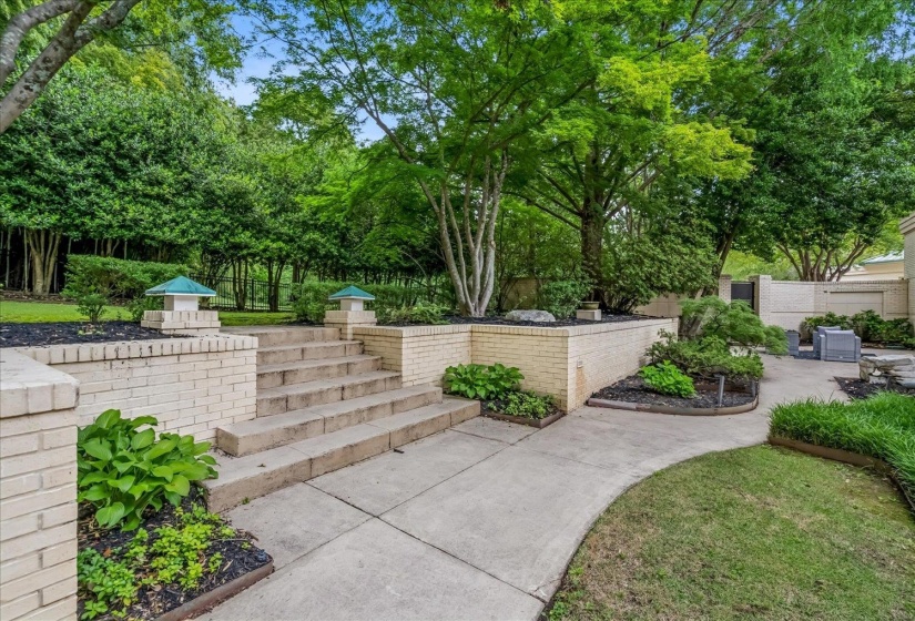 333 WINTER OAK LN, Memphis, Tennessee 38120, 3 Bedrooms Bedrooms, 10 Rooms Rooms,4.3 BathroomsBathrooms,Residential,For Sale,WINTER OAK,10222002