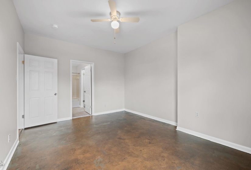 2277 UNION AVE, Memphis, Tennessee 38104, 3 Bedrooms Bedrooms, 6 Rooms Rooms,2 BathroomsBathrooms,Residential,For Sale,UNION,10222003