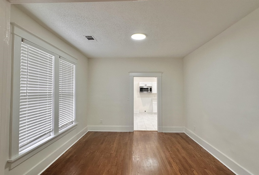 1145 TANGLEWOOD ST, Memphis, Tennessee 38114, 3 Bedrooms Bedrooms, 6 Rooms Rooms,2 BathroomsBathrooms,Residential,For Sale,TANGLEWOOD,10222004