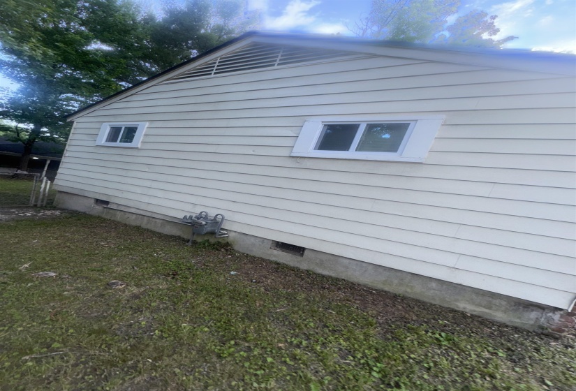 3837 VOLTAIRE AVE, Memphis, Tennessee 38128, 3 Bedrooms Bedrooms, 6 Rooms Rooms,2 BathroomsBathrooms,Residential,For Sale,VOLTAIRE,10222008