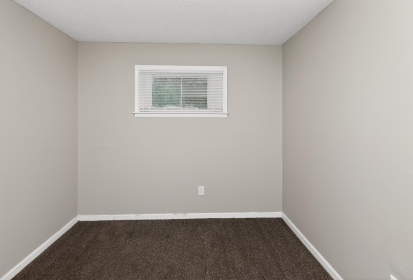 3837 VOLTAIRE AVE, Memphis, Tennessee 38128, 3 Bedroom Bedrooms, 6 Room Rooms,2 BathroomBathrooms,Residential,For Sale,VOLTAIRE,0,10222008