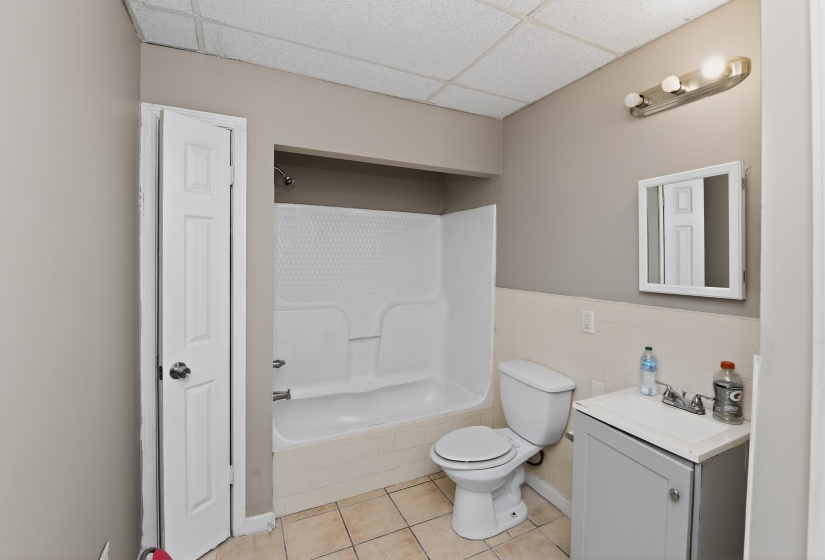 3837 VOLTAIRE AVE, Memphis, Tennessee 38128, 3 Bedroom Bedrooms, 6 Room Rooms,2 BathroomBathrooms,Residential,For Sale,VOLTAIRE,0,10222008